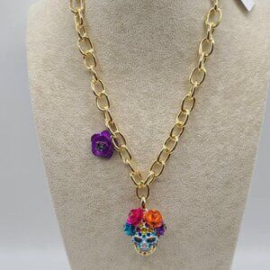 Betsey Johnson Chunky Gold Tone Sugar Skull Necklace NWT!  NEW!